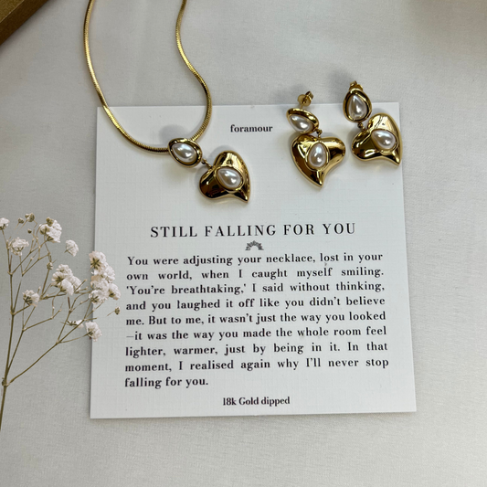 Still Falling for You Necklace Set