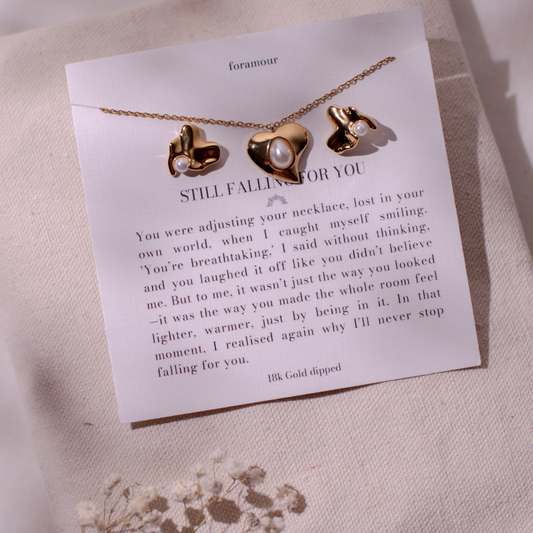 Still Falling for You Necklace Set - 18K Gold Plated