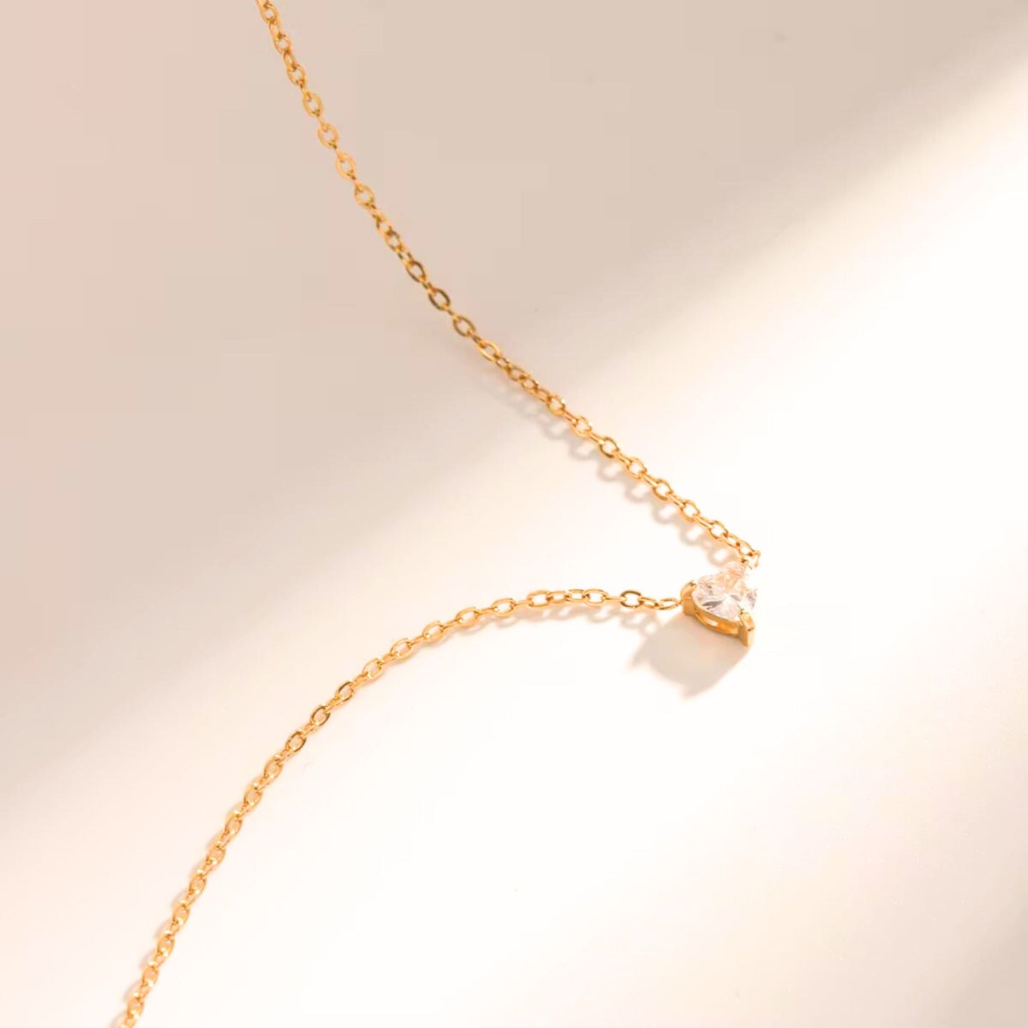 Divine Dainty Heart Necklace - 18K Gold Plated